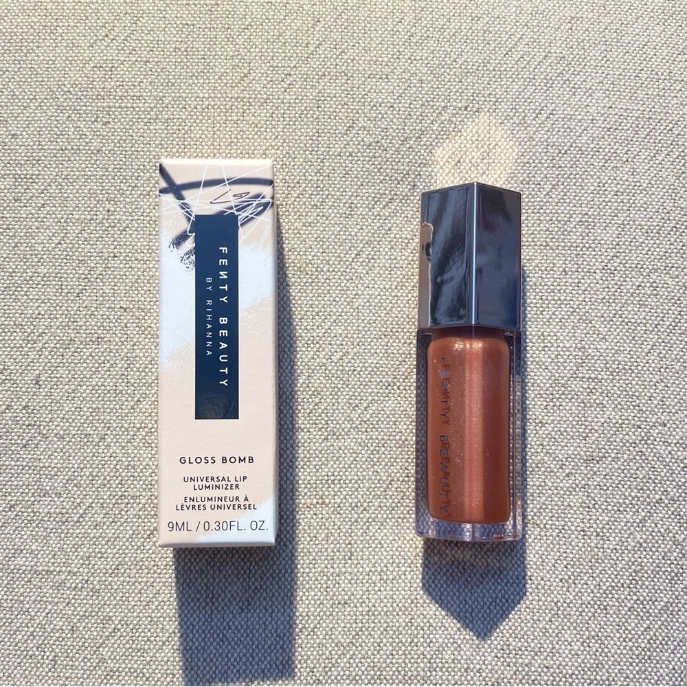 Fenty Beauty Gloss Bomb NIB